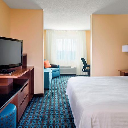 Fairfield Inn & Suites Lexington Keeneland Airport Rom bilde